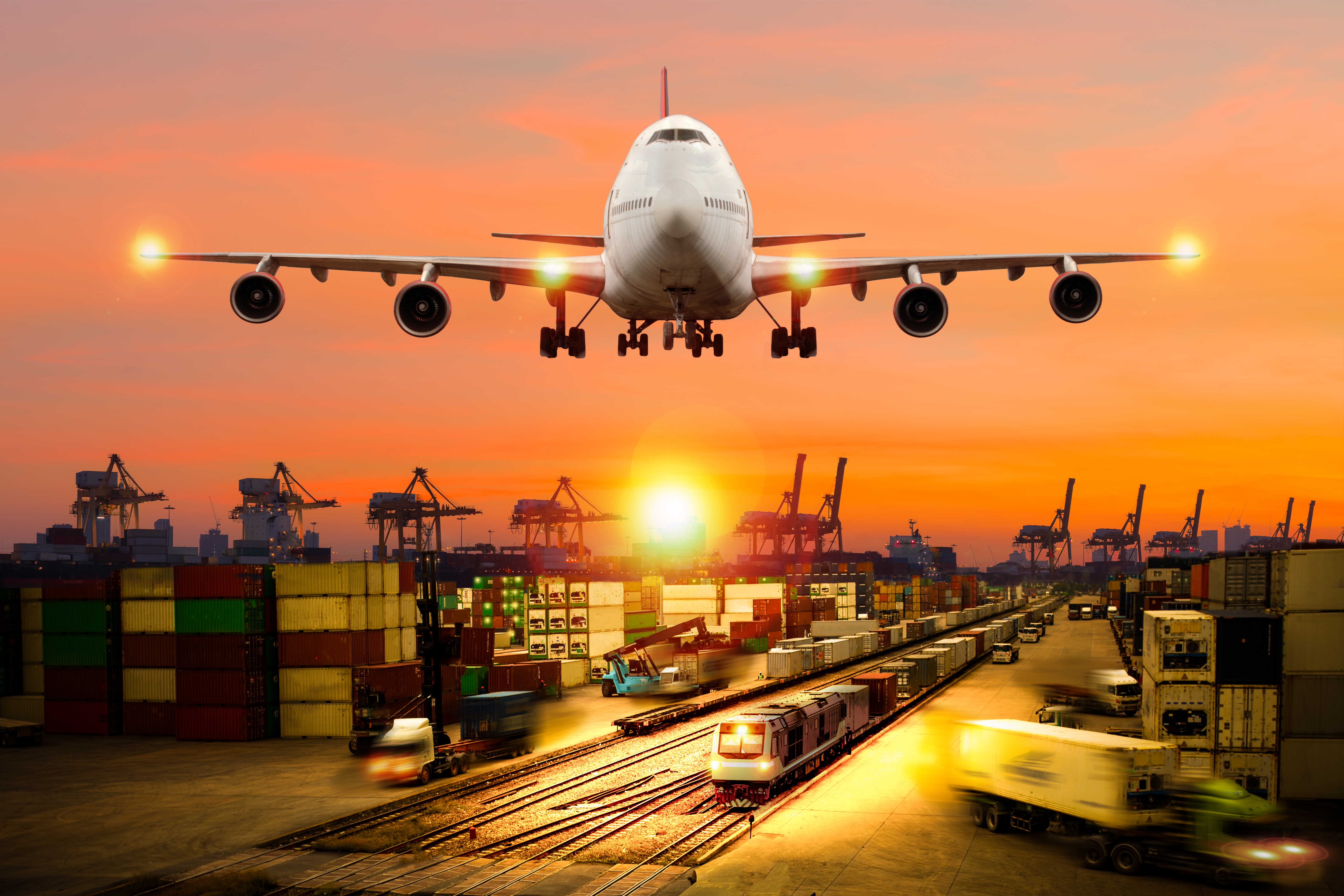 Грузовые чартерные авиаперевозки. Грузоперевозки самолет. Воздушные перевозки грузов. Карго самолет. Trepel challenger 700.